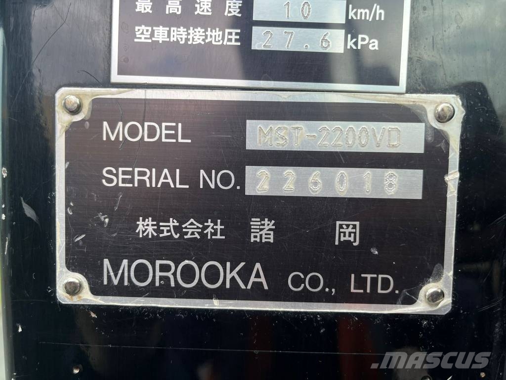 Morooka MST2200VD Damperi na gusenice