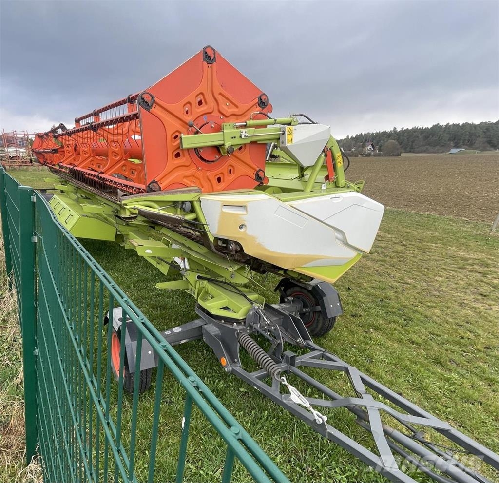 CLAAS Lexion 760 TT 聯合收穫機