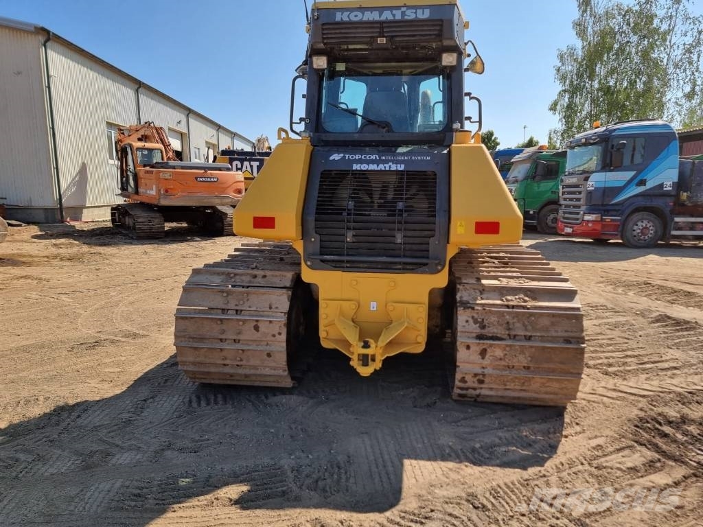 Komatsu D 61 PXI-23 INTELLIGENT Buldooserid