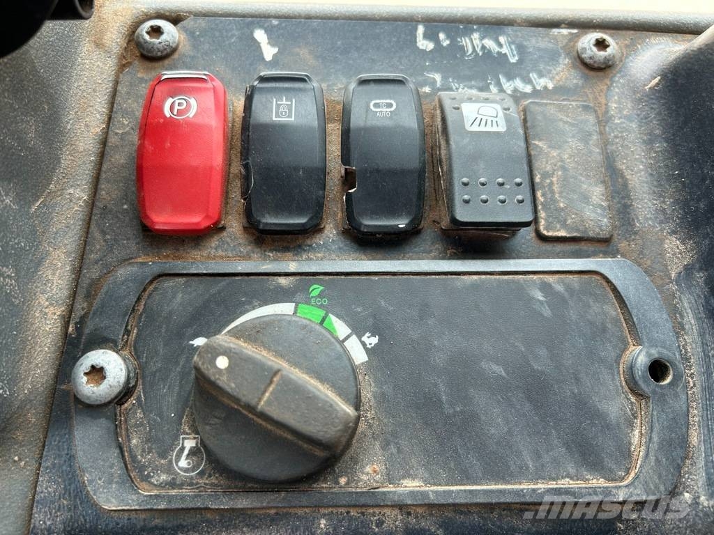 CAT D 5 K 2 LGP - Trimble Ready 履带式推土机