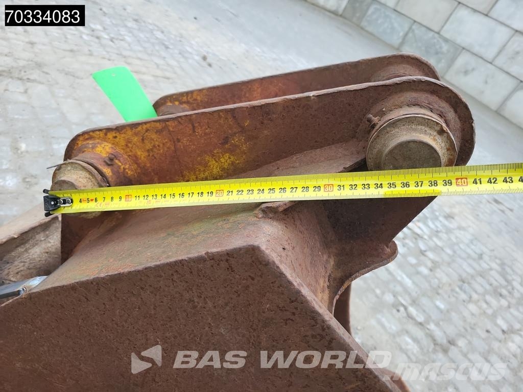 Bobcat E85 A/C - 3 Buckets حفارات صغيرة أقل من 7 طن (حفارات صغيرة)