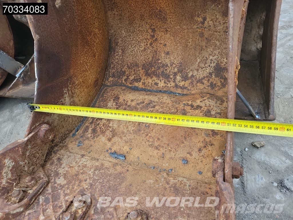Bobcat E85 A/C - 3 Buckets حفارات صغيرة أقل من 7 طن (حفارات صغيرة)