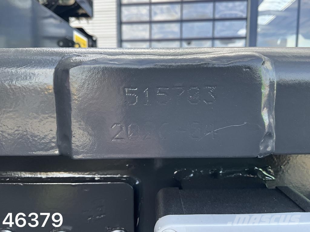 DAF FAQ XD 450 8x2 Hiab 26 Tonmeter laadkraan Камиони с кран с кука