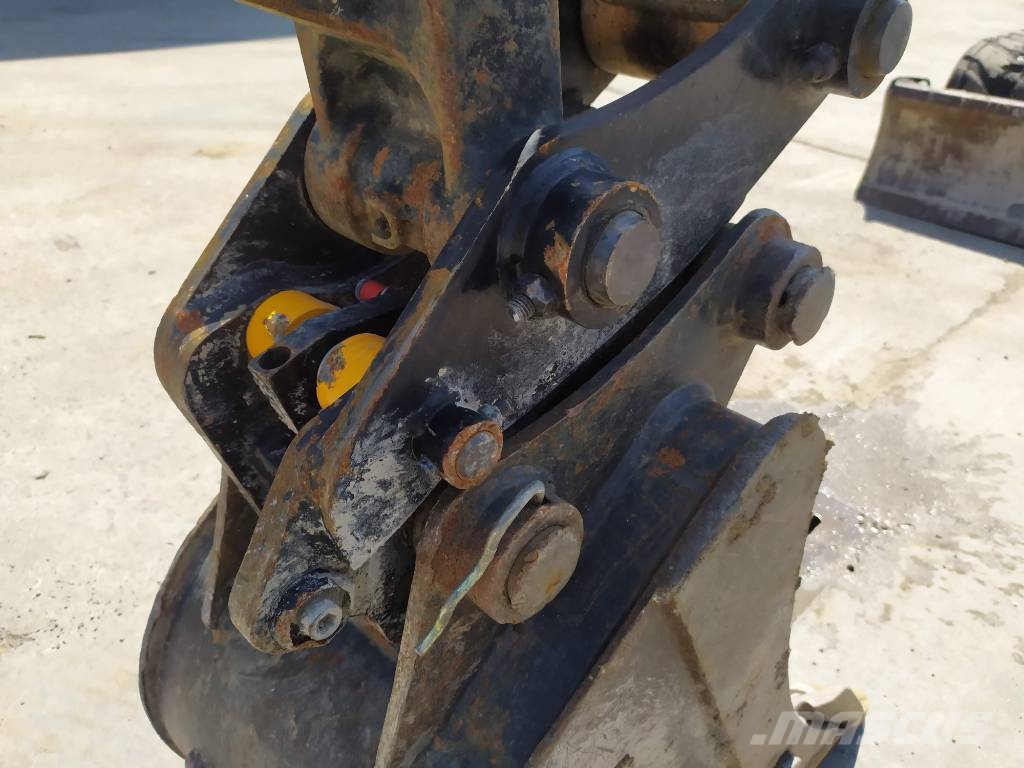 JCB 55 Z حفارات صغيرة أقل من 7 طن (حفارات صغيرة)