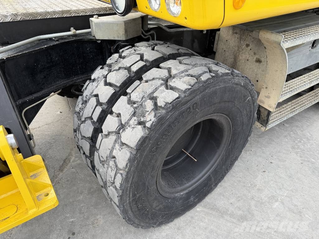 Liebherr A922 Rail Litronic Hjulgravere
