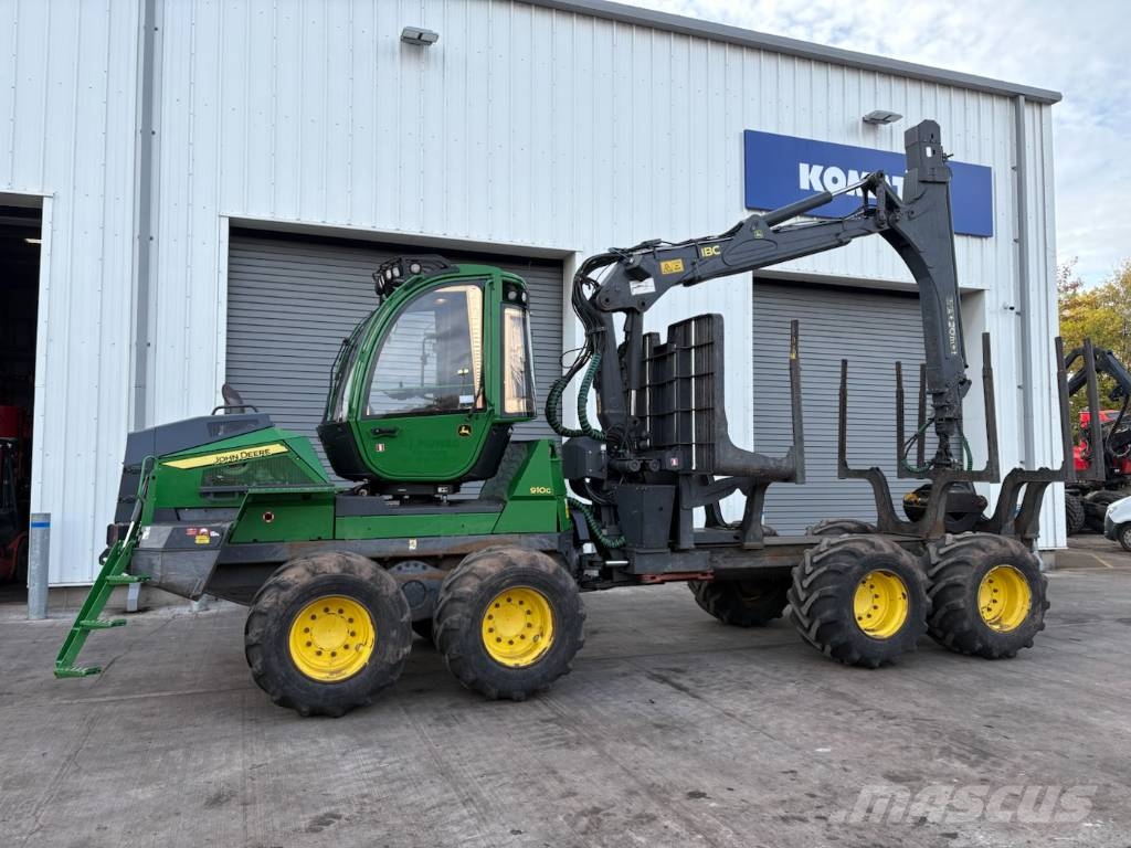 John Deere 910G Kuormatraktorit