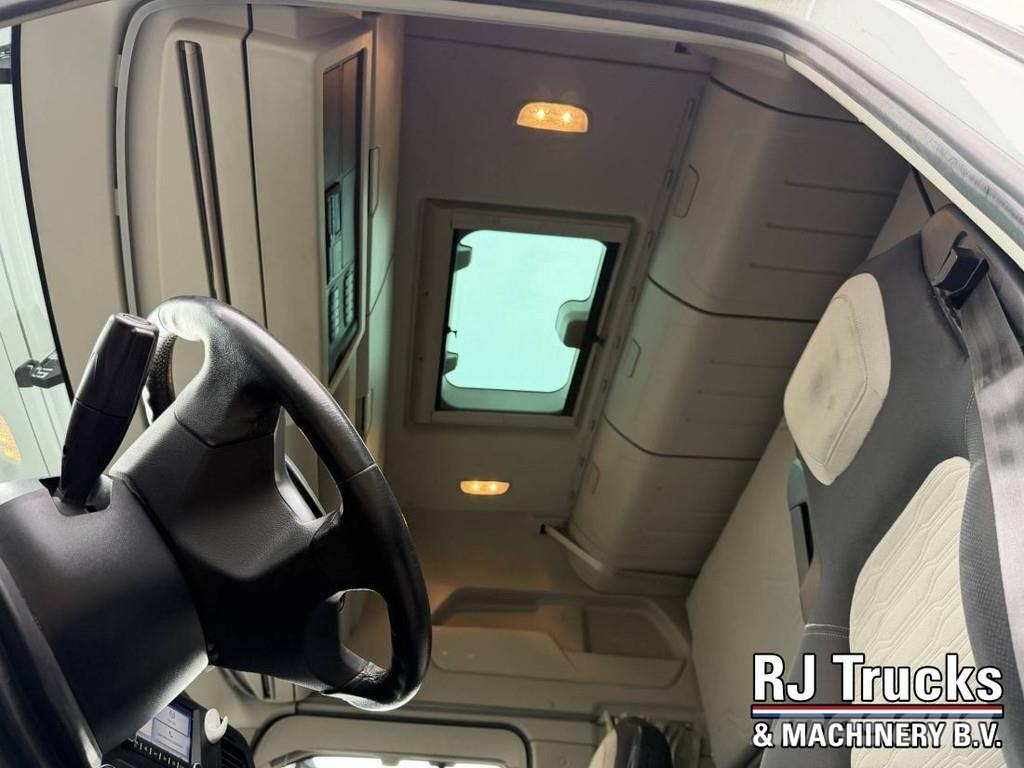 Ford F-MAX 500 - Retarder | Smart Tacho V2 | Full Spoil Sadulveokid