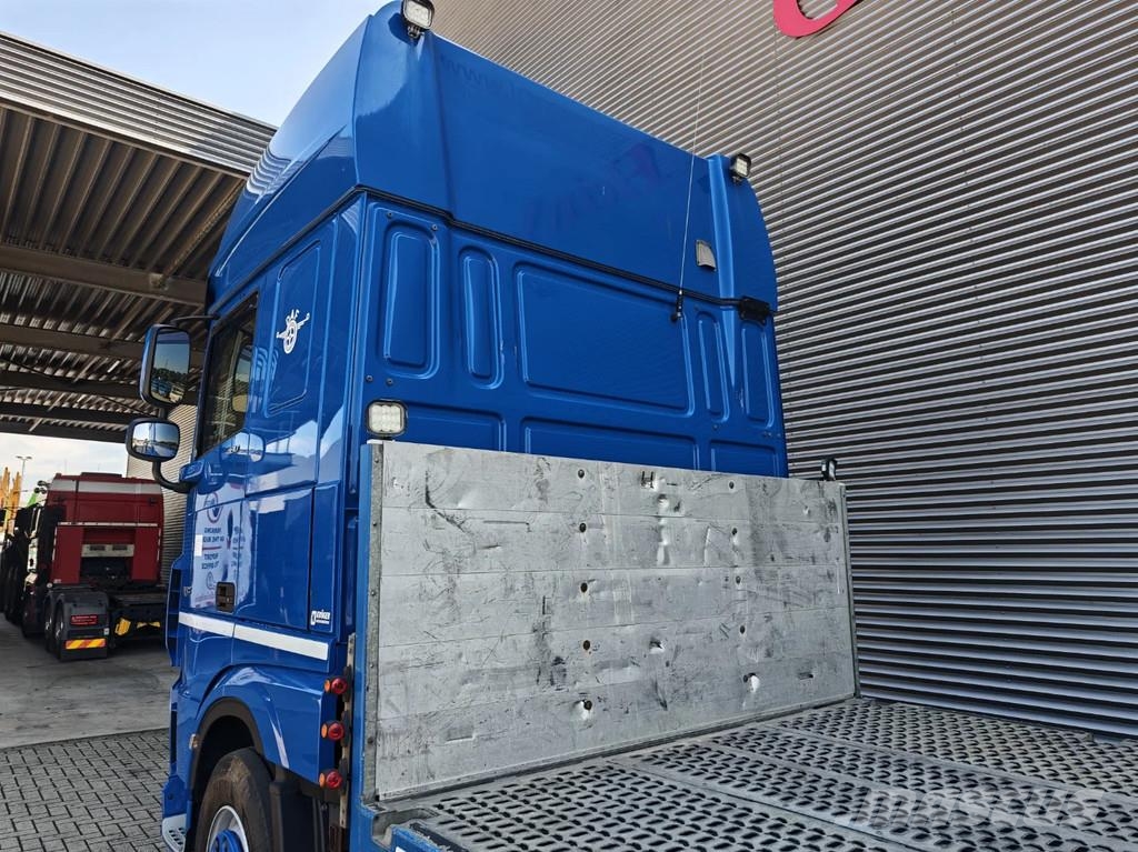 DAF XF 480 4x2 + FVG FS مركبات النقل