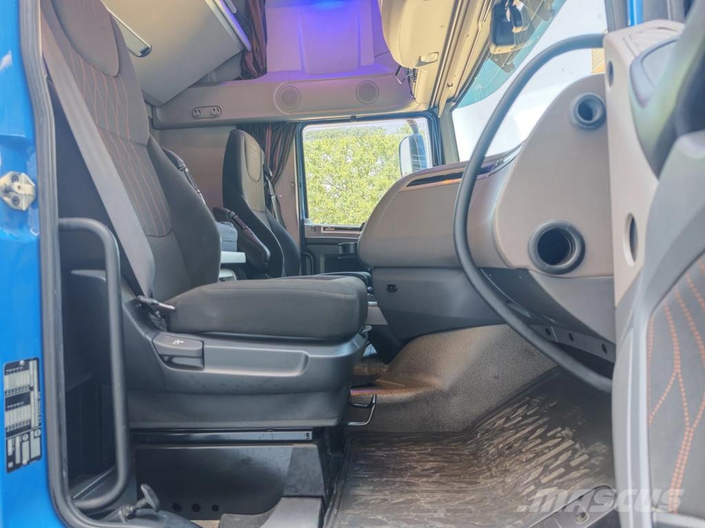 DAF XF 480 4x2 + FVG FS مركبات النقل