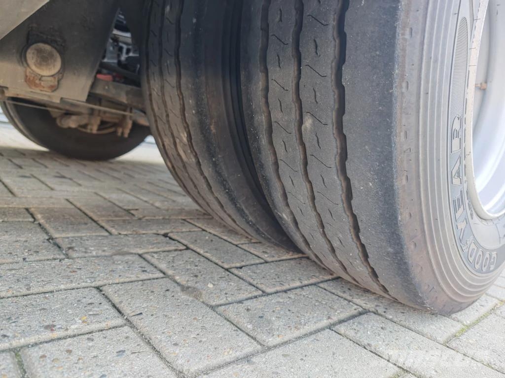 DAF XF 480 4x2 + FVG FS مركبات النقل