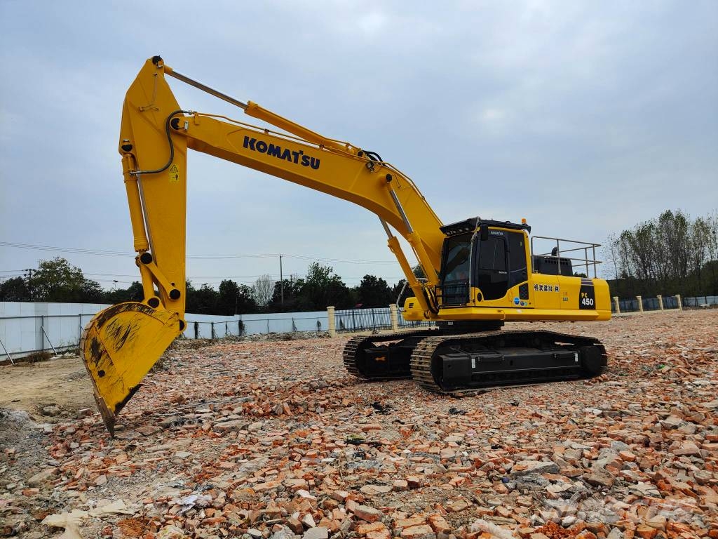 Komatsu PC 450-8 履带挖掘机