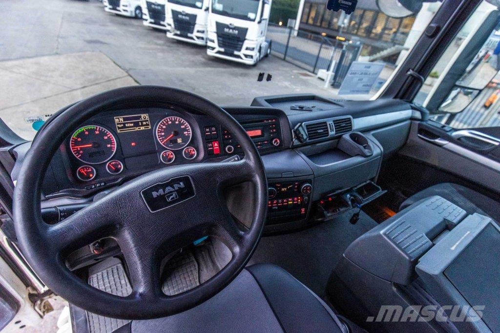 MAN TGS 35.400 BL - HIAB 144 E-2 DUO 吊鉤式起重車