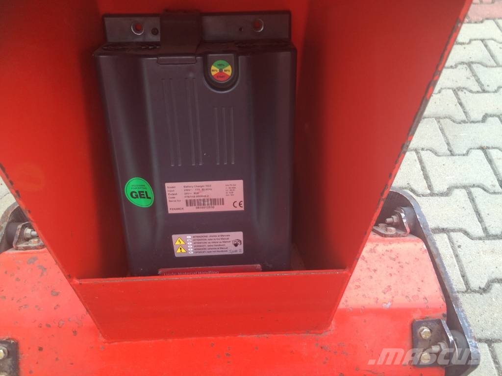 Linde P30 /141/ V-2822 OB Elektrische heftrucks