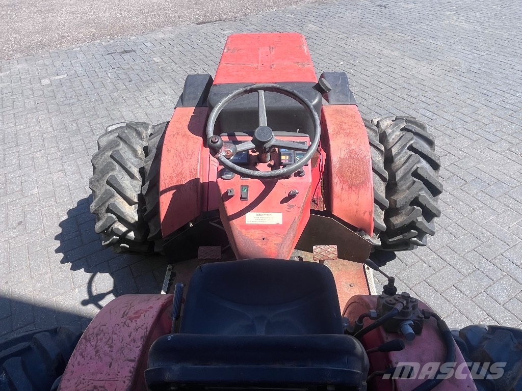 Carraro 3800 HST الجرارات