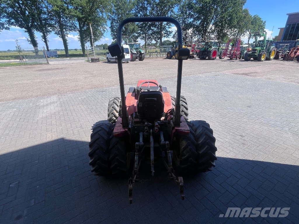 Carraro 3800 HST الجرارات