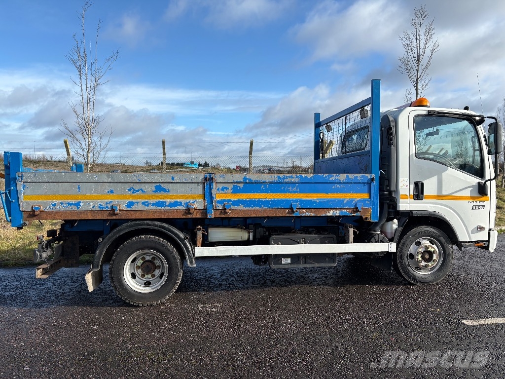 Isuzu N75.150 شاحنات قلابة