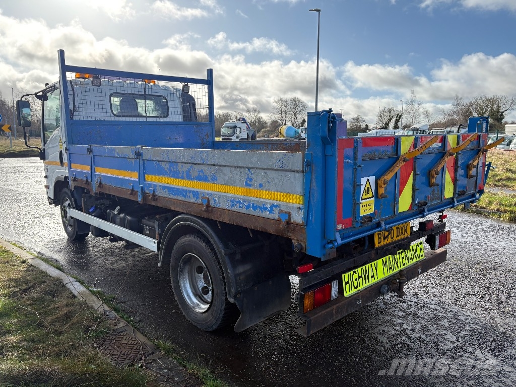 Isuzu N75.150 شاحنات قلابة