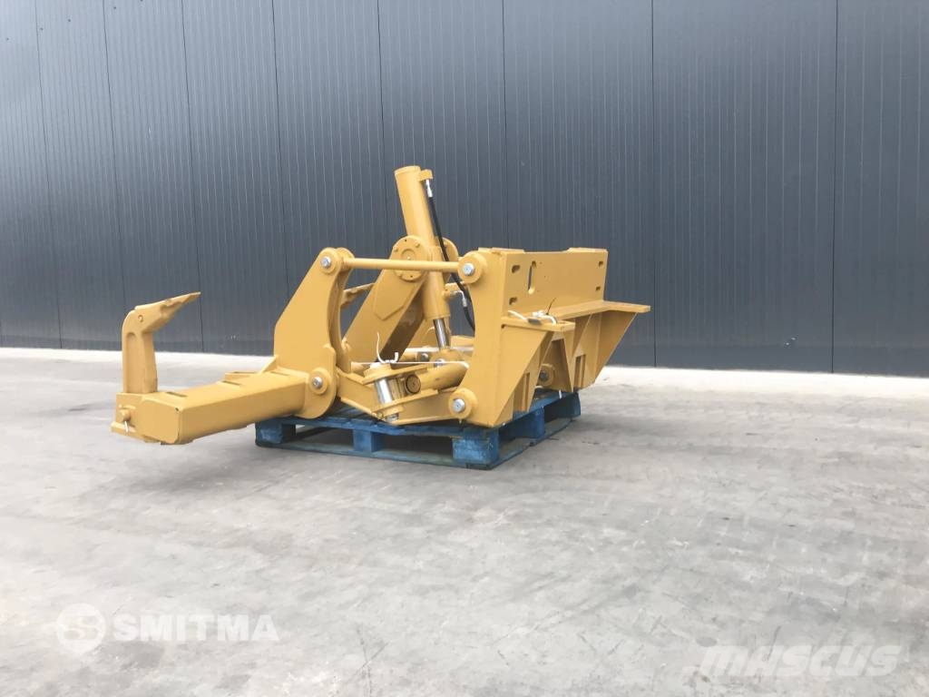 CAT 130G Escarificadores