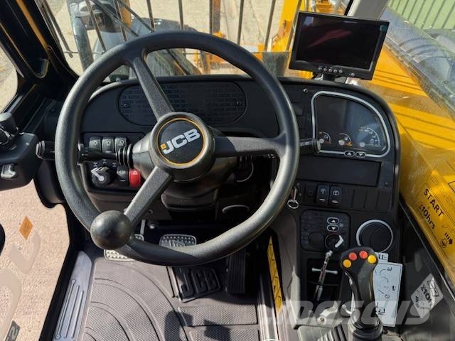 JCB 535-95 Teleskopiskie manipulatori