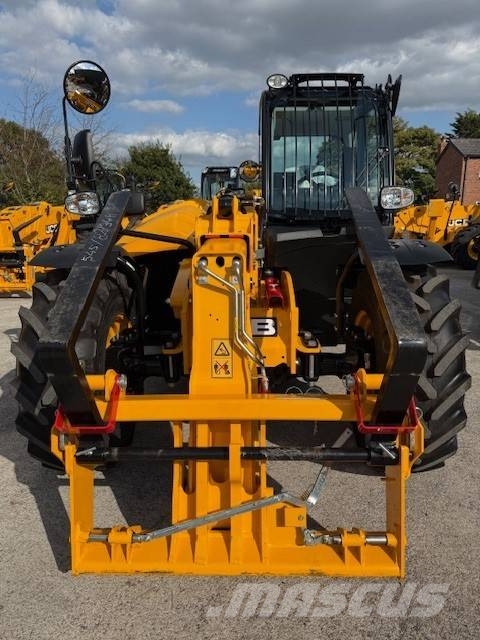 JCB 535-95 Teleskopiskie manipulatori