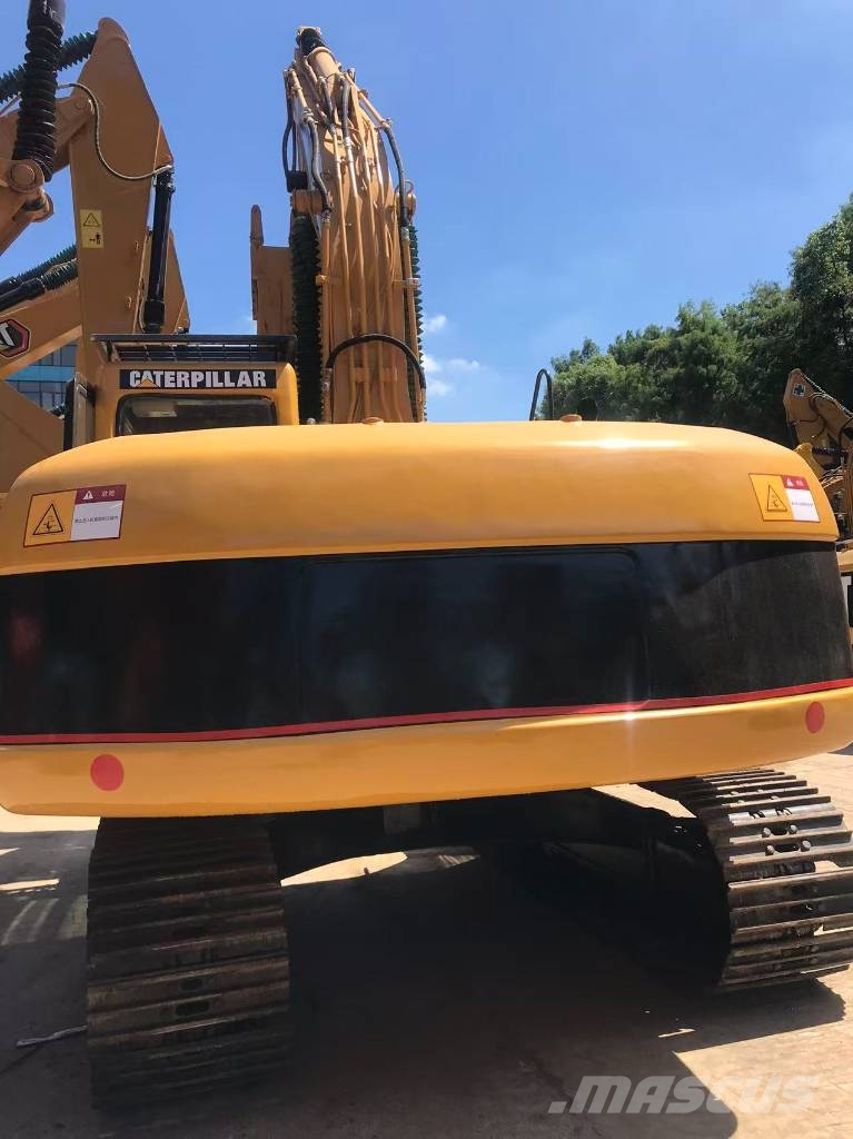 CAT 320 C L Pelle sur chenilles