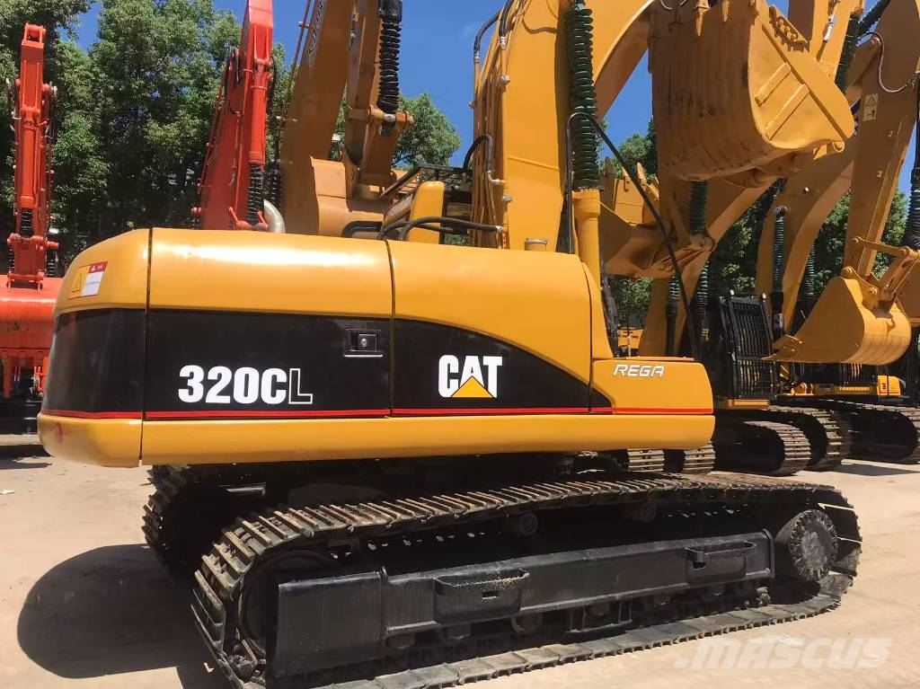 CAT 320 C L Pelle sur chenilles