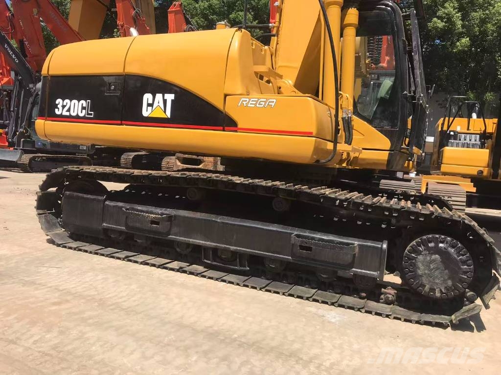 CAT 320 C L Pelle sur chenilles