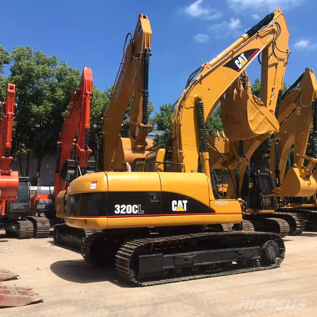 CAT 320 C L Pelle sur chenilles