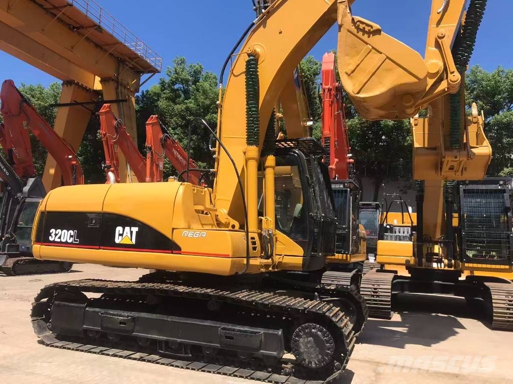 CAT 320 C L Pelle sur chenilles