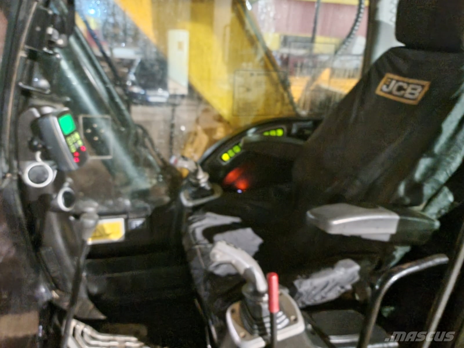 JCB JS 210 LC Excavadoras sobre orugas