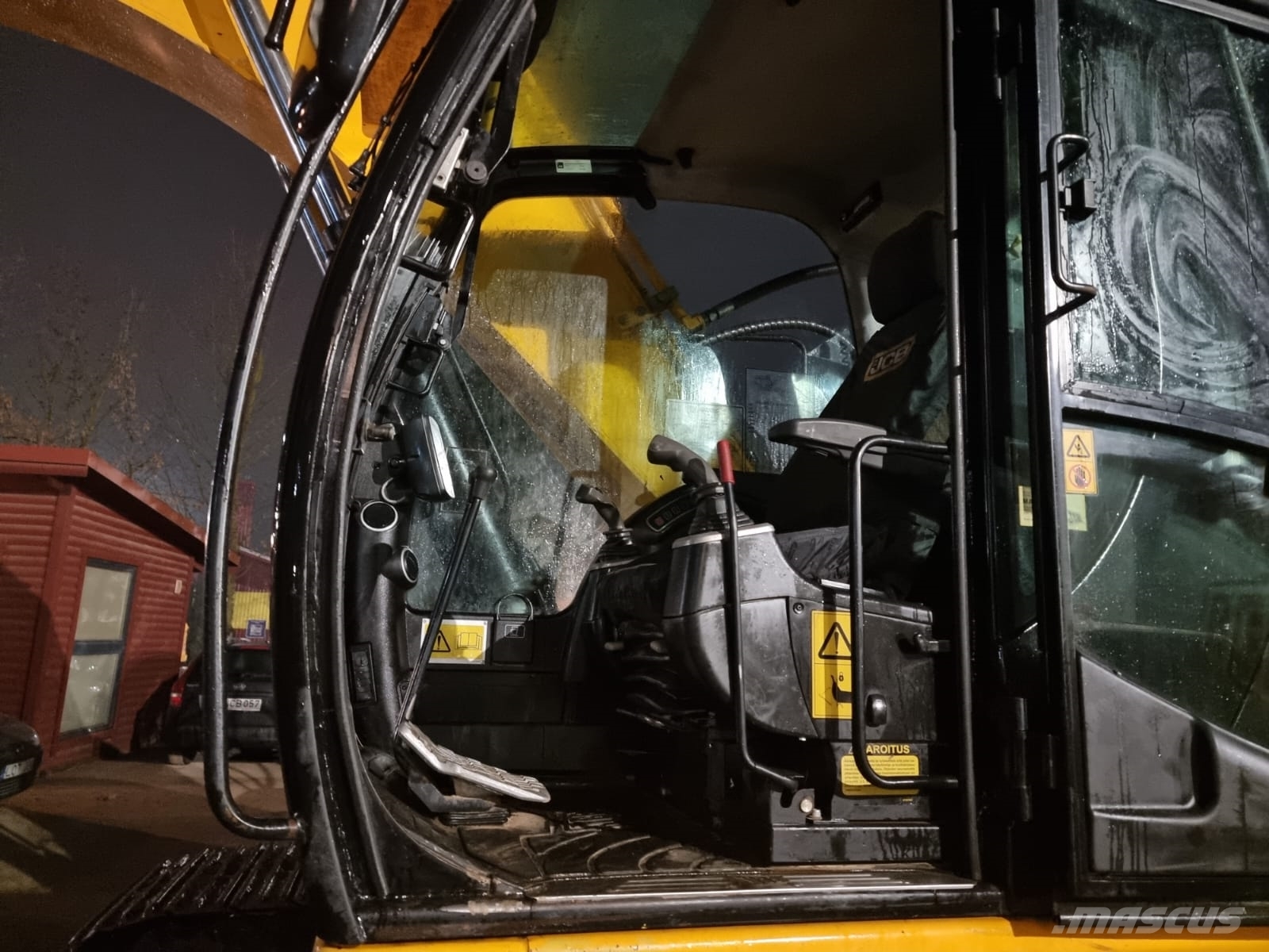 JCB JS 210 LC Excavadoras sobre orugas