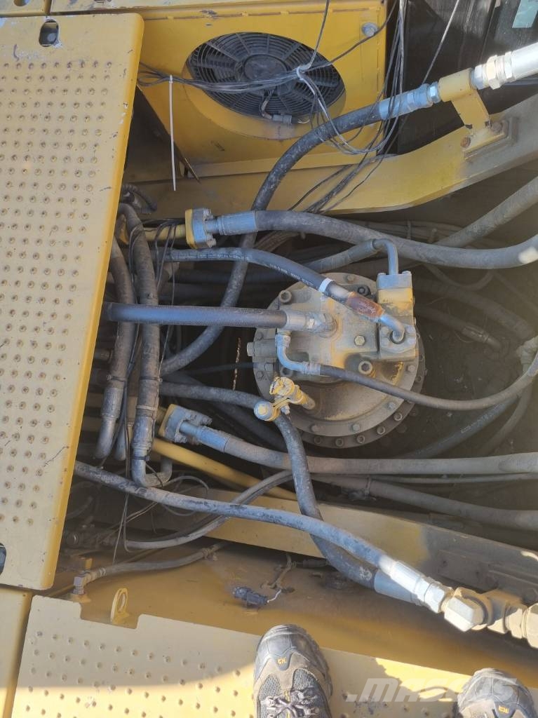 CAT 336 D L Rupsgraafmachines