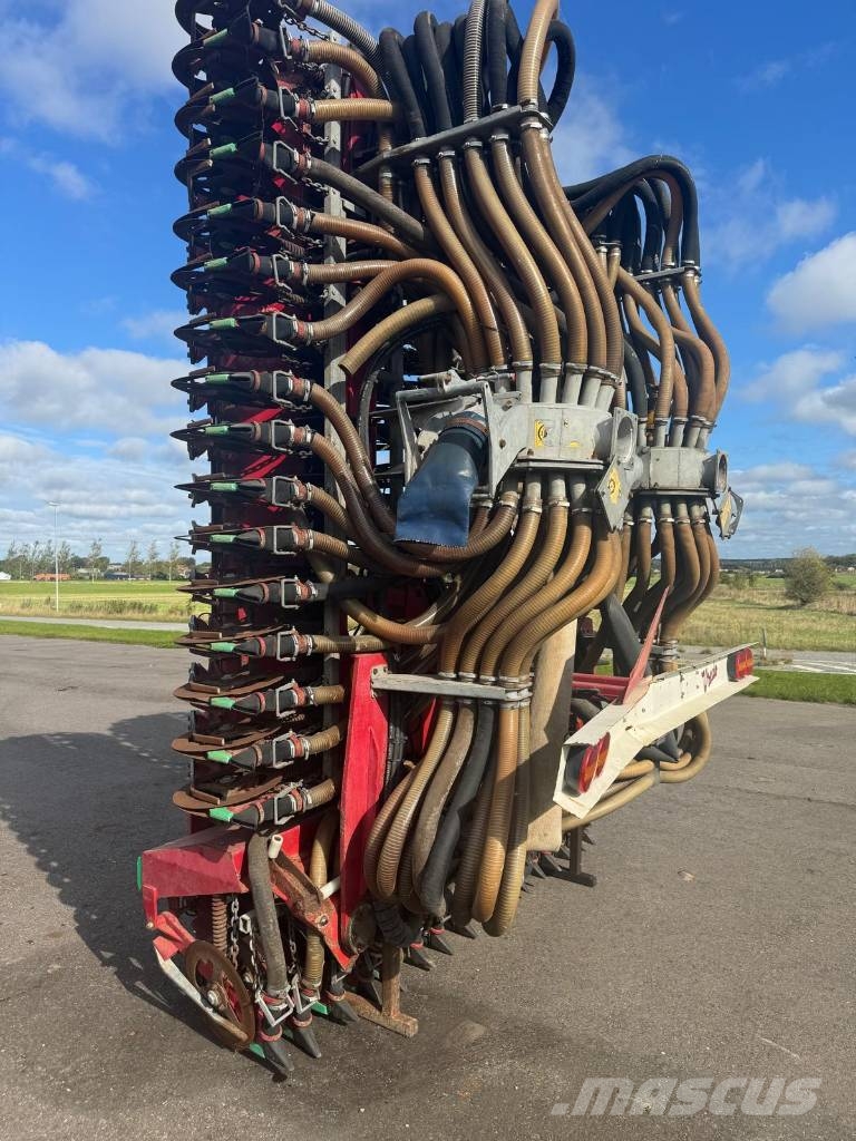 Vredo ZB3 12 meter grøntjordsnedfælder Цистерни для перевезення суспензій