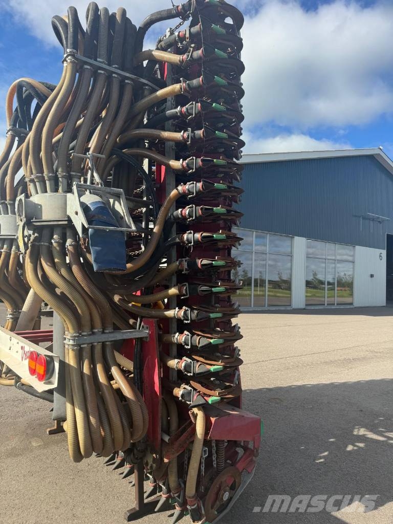 Vredo ZB3 12 meter grøntjordsnedfælder Цистерни для перевезення суспензій