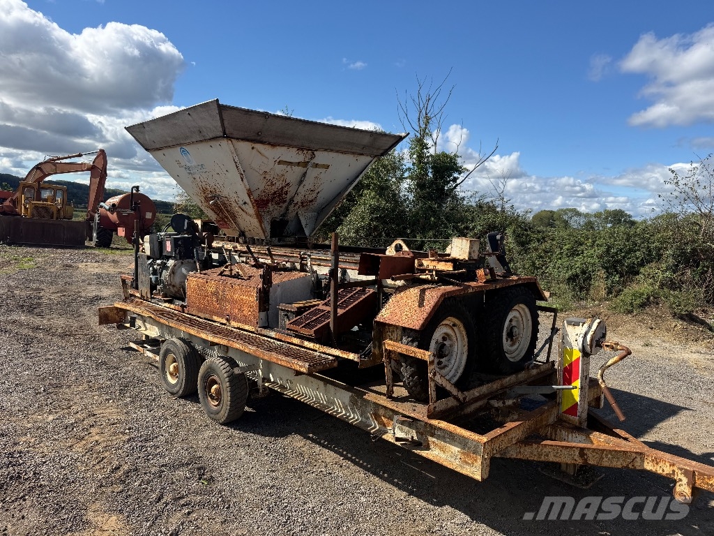 Bristowes Chip spreader Автогудронаторы
