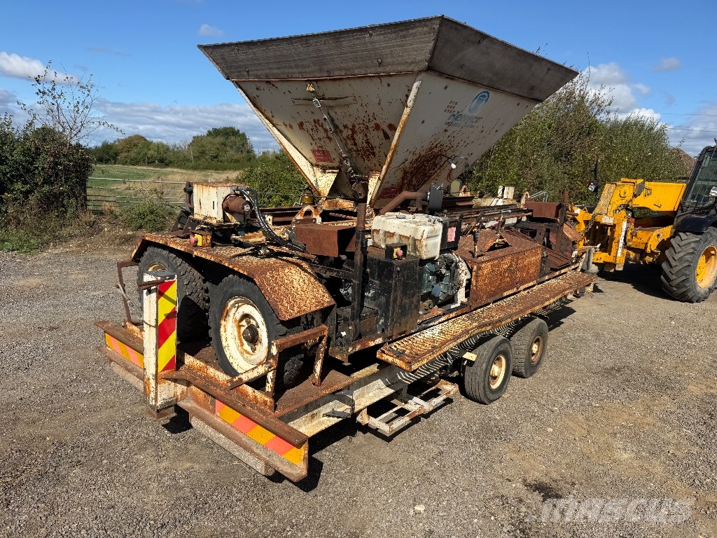 Bristowes Chip spreader Автогудронаторы