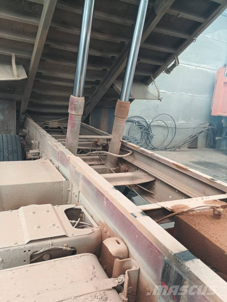 Iveco MT190E27 شاحنات قلابة