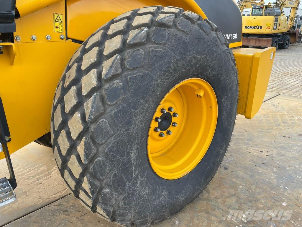 JCB VM166D (15.5t) Rodillos de un solo tambor