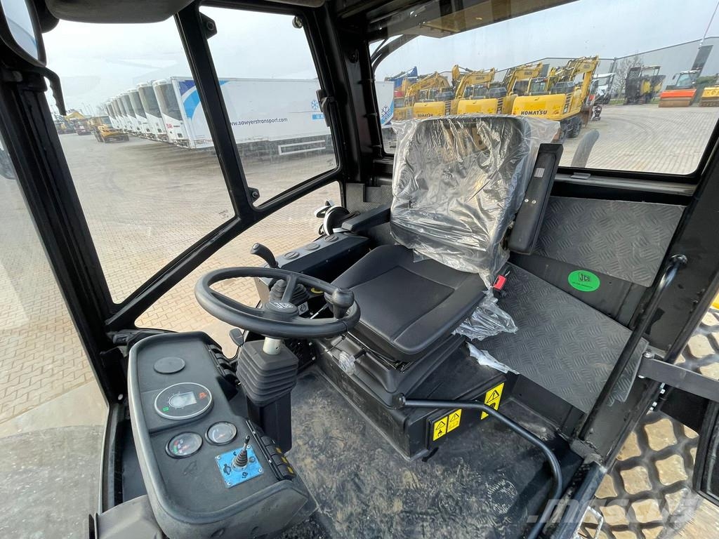 JCB VM166D (15.5t) Rodillos de un solo tambor
