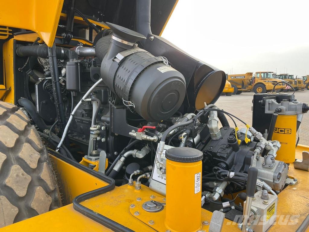 JCB VM166D (15.5t) Rodillos de un solo tambor