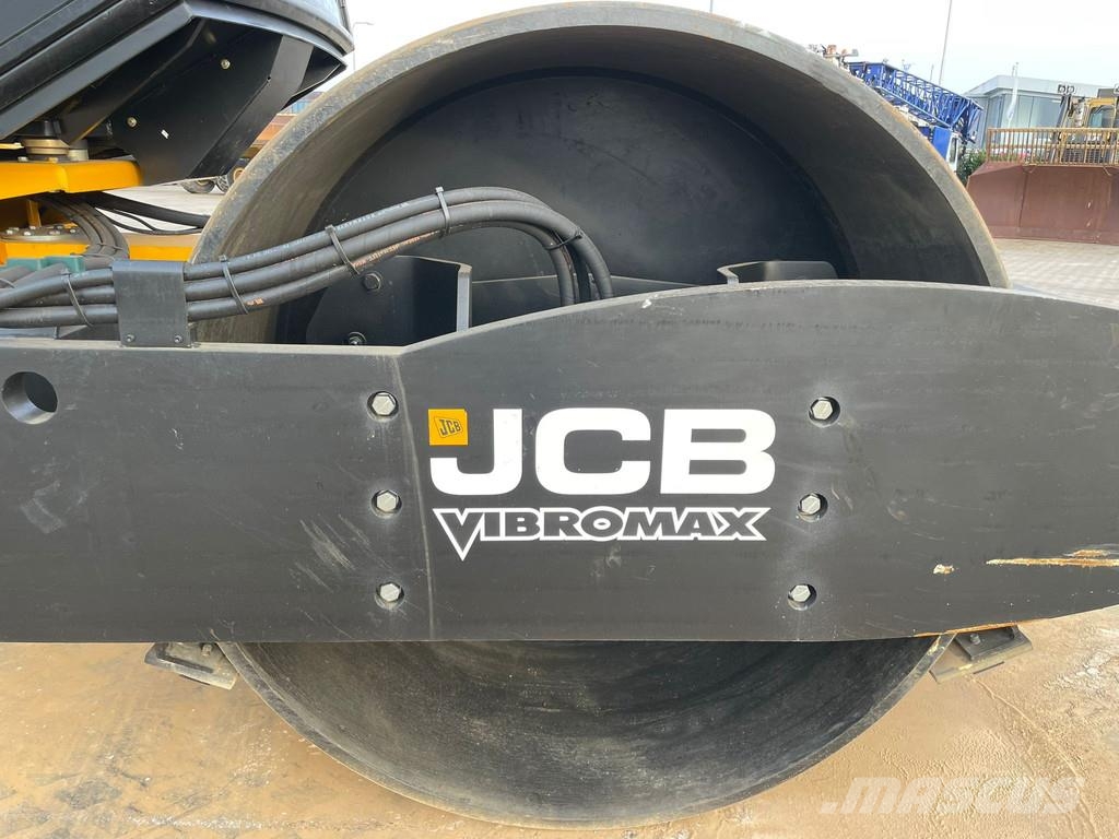 JCB VM166D (15.5t) Rodillos de un solo tambor