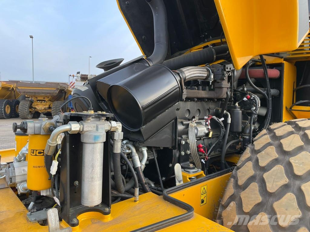 JCB VM166D (15.5t) Rodillos de un solo tambor