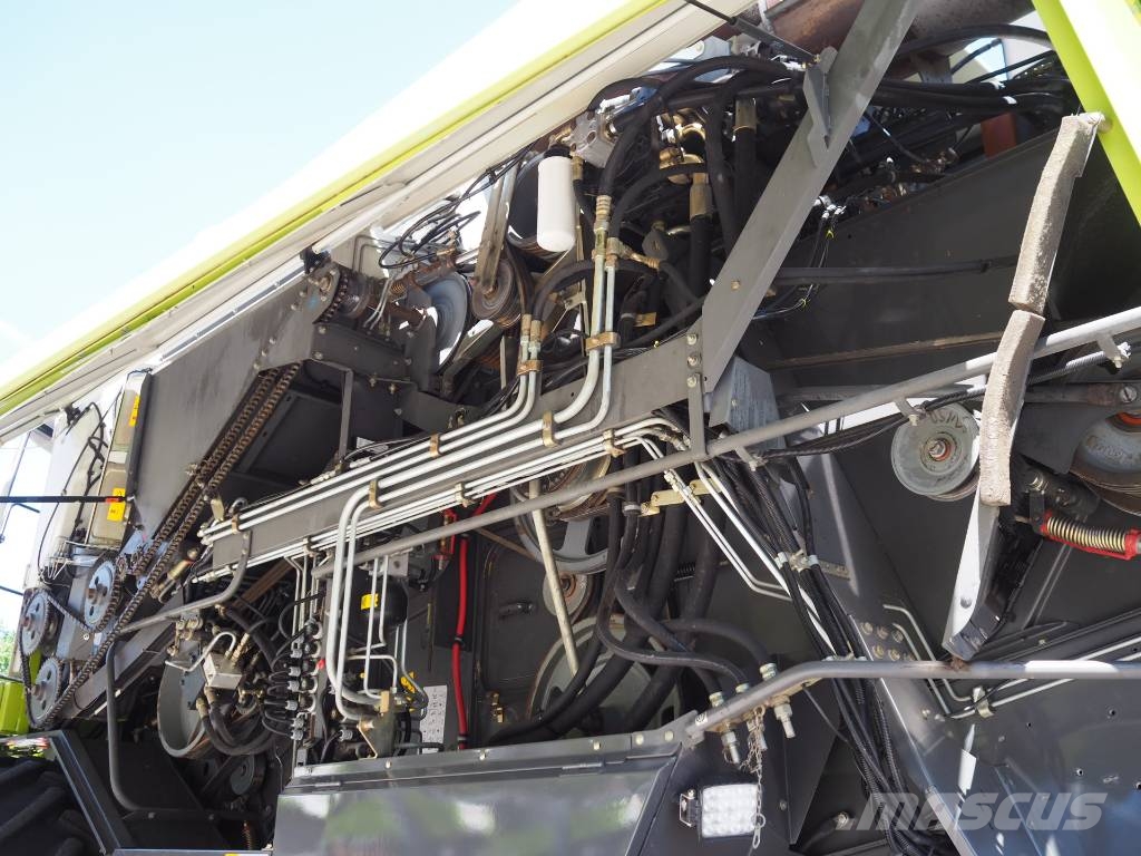 CLAAS Lexion 580 + V900 Kombajni