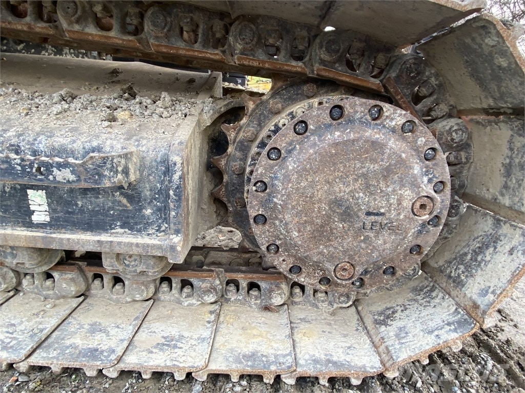 CAT 323 Pásové rýpadlá