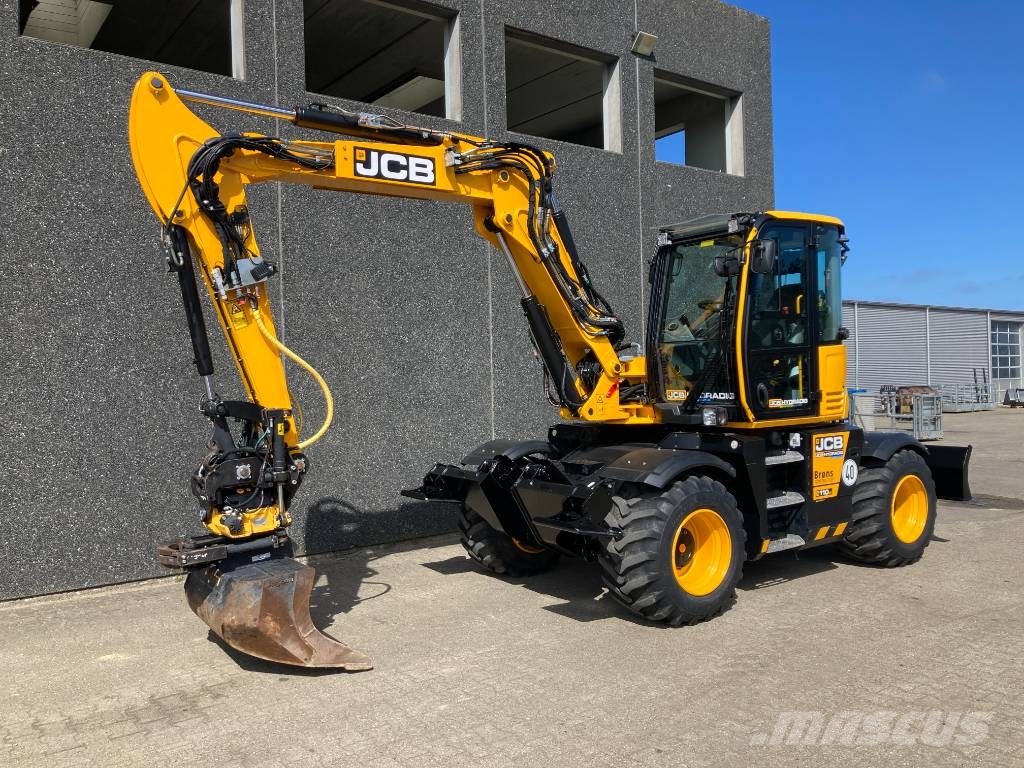 JCB HD 110W Hydradig حفارات بعجل