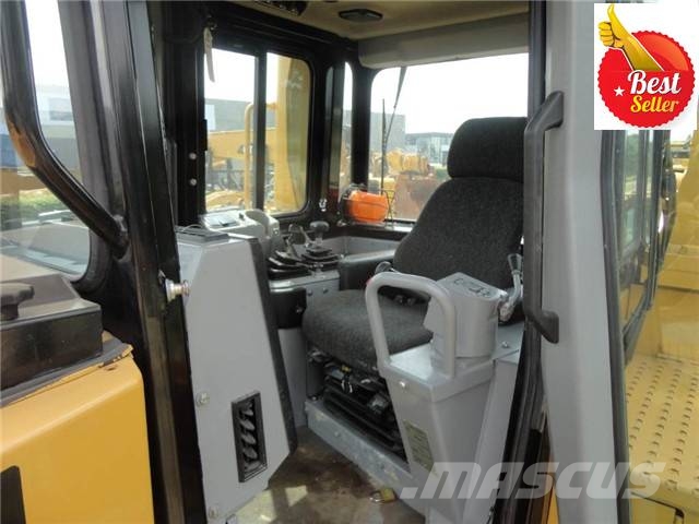 CAT D 8 R Верижни булдозери