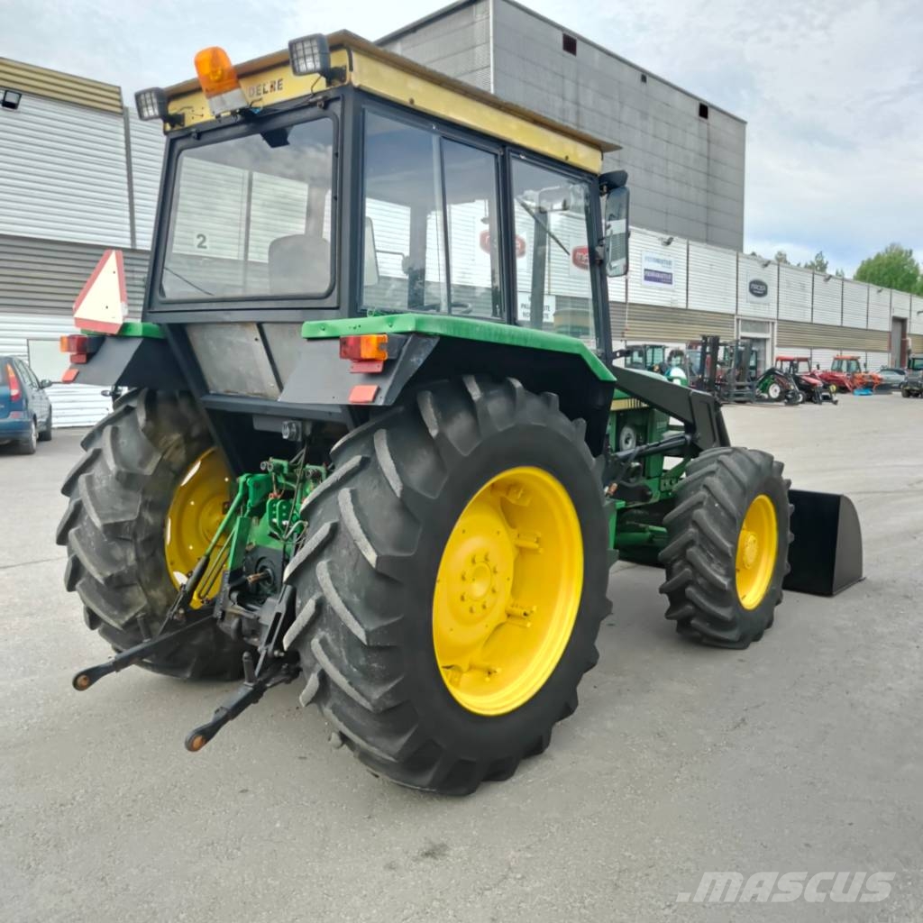 John Deere 2140 Traktorit