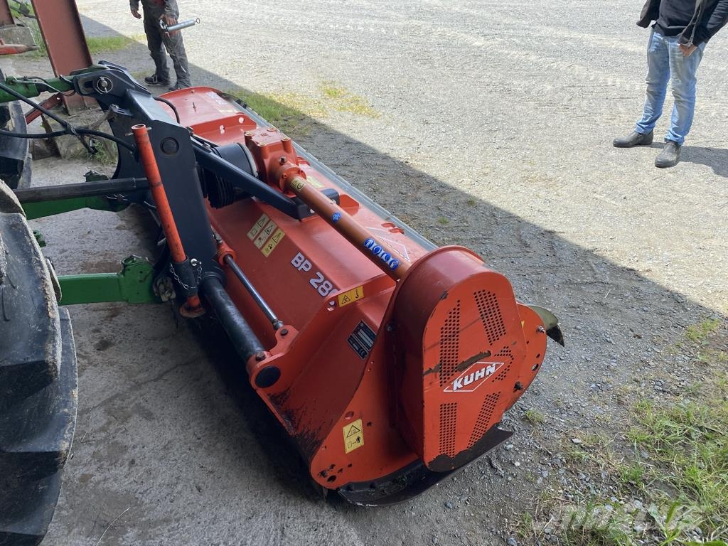 Kuhn BP280 Trituradores