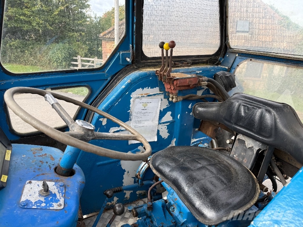 Ford 4600 트랙터