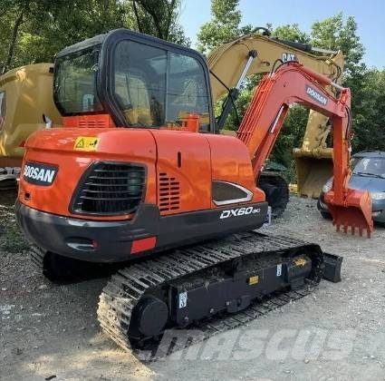 Doosan DX60 履带挖掘机